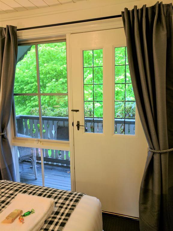 Annie Roes Luxury B&B Bend of Islands Exterior foto